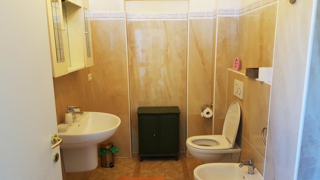 Fiore Di Loto Guest House Capannori מראה חיצוני תמונה
