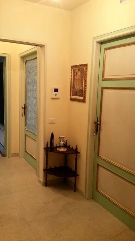 Fiore Di Loto Guest House Capannori מראה חיצוני תמונה