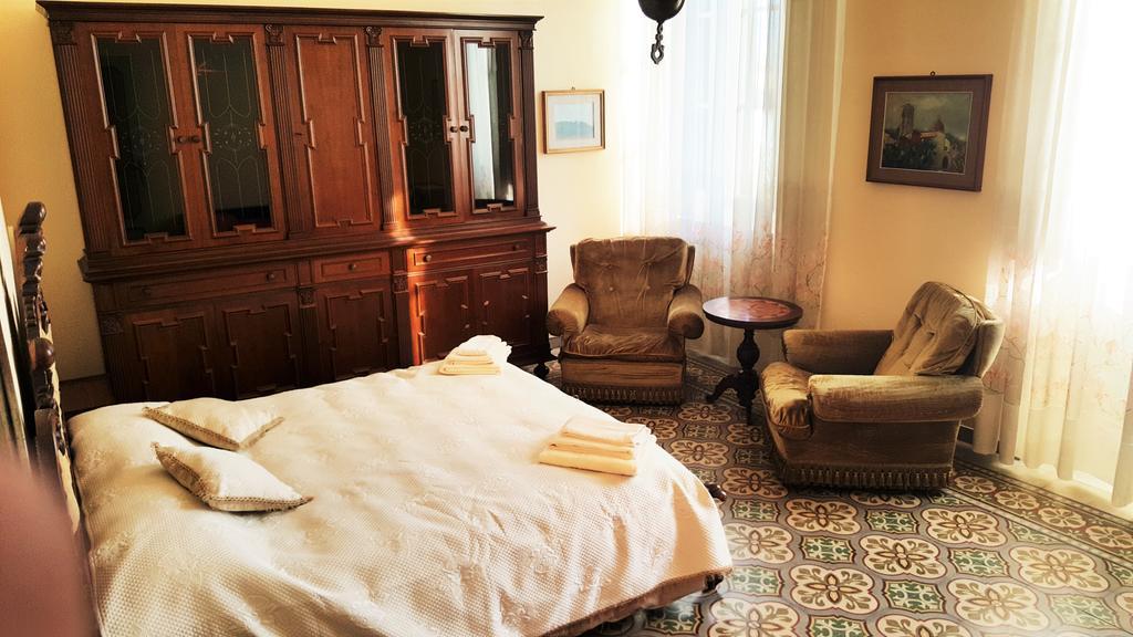 Fiore Di Loto Guest House Capannori מראה חיצוני תמונה